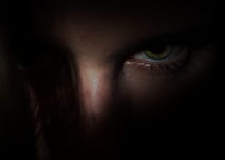 Predadores Sexuais Online - Um perigo constante 4 person face